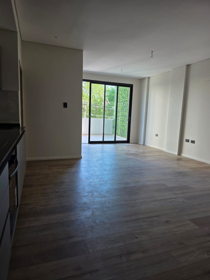 DEPARTAMENTO EN VENTA  CALLE  MALVINAS 261 (EDIFICIO TORREON) 