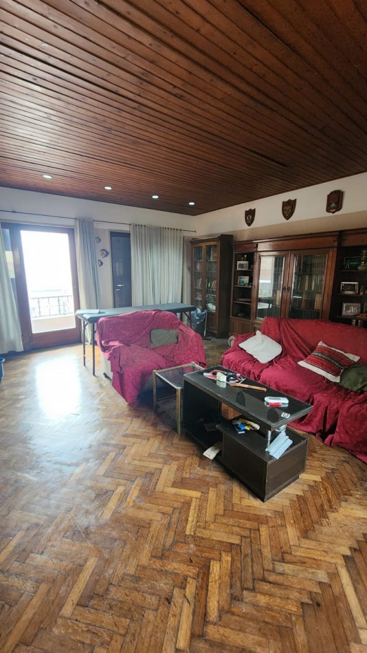 CASA A LA VENTA EN CALLE SANTA FE 