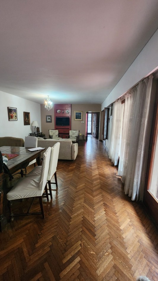 CASA A LA VENTA EN CALLE SANTA FE 