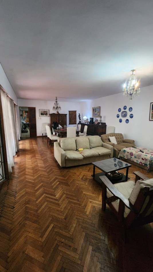 CASA A LA VENTA EN CALLE SANTA FE 