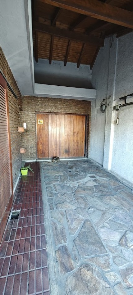 CASA A LA VENTA, AVENIDA  ALMA FUERTE CASI SOLER