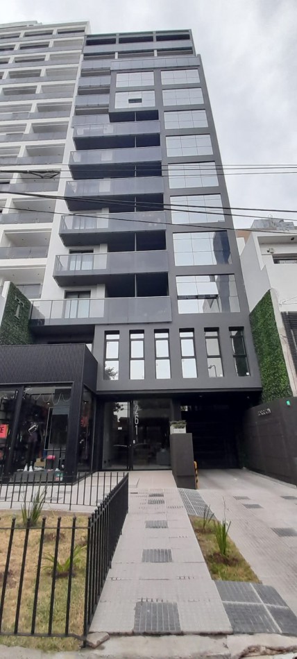 DEPARTAMENTO EN VENTA  CALLE  MALVINAS 261 (EDIFICIO TORREON) 