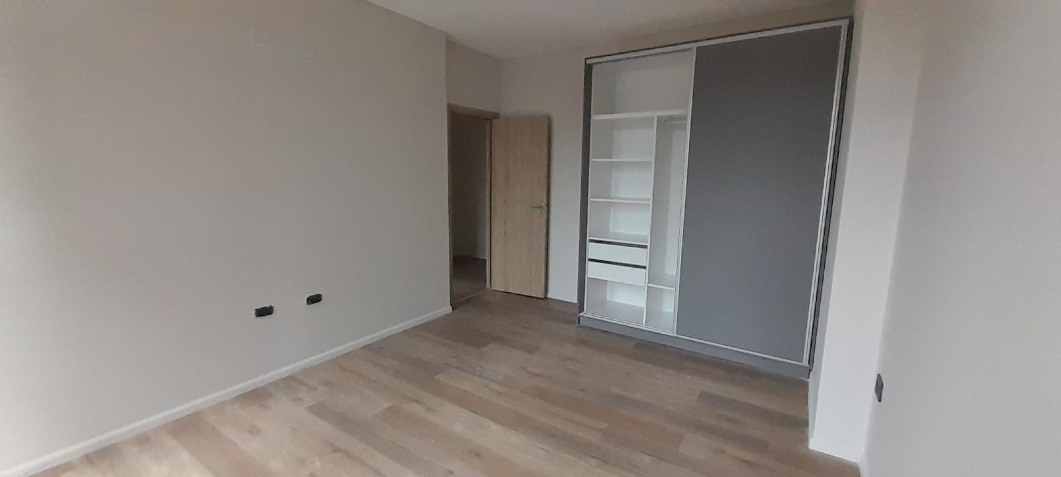 DEPARTAMENTO EN VENTA  CALLE  MALVINAS 261 (EDIFICIO TORREON) 