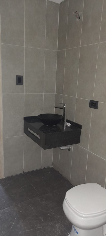 DEPARTAMENTO EN VENTA  CALLE  MALVINAS 261 (EDIFICIO TORREON) 