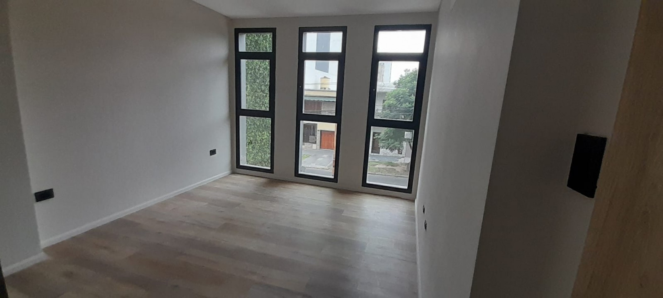 DEPARTAMENTO EN VENTA  CALLE  MALVINAS 261 (EDIFICIO TORREON) 