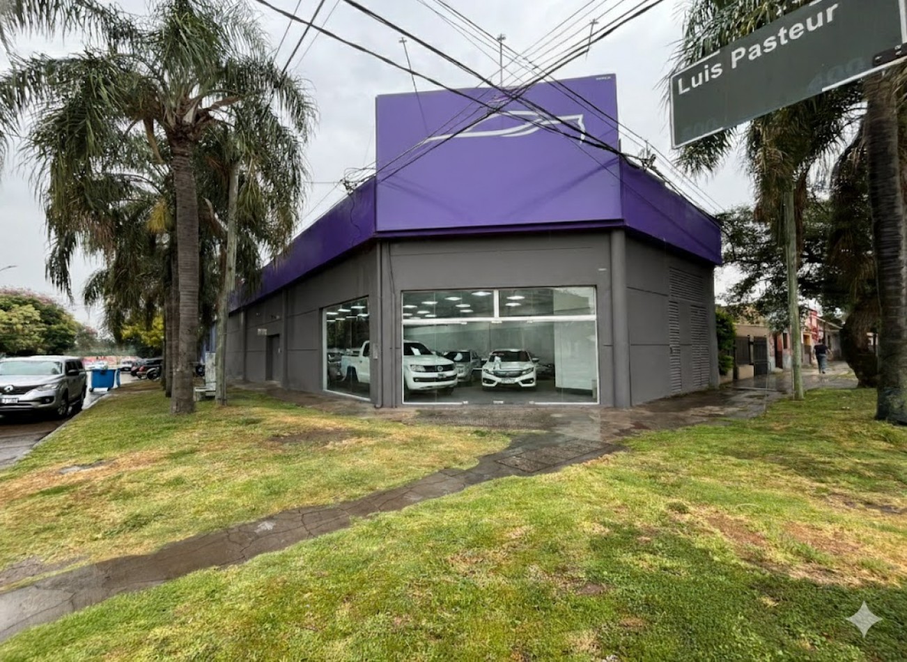 GALPON EN VENTA  ZONA AV DE LAS AMERICAS Y RACEDO