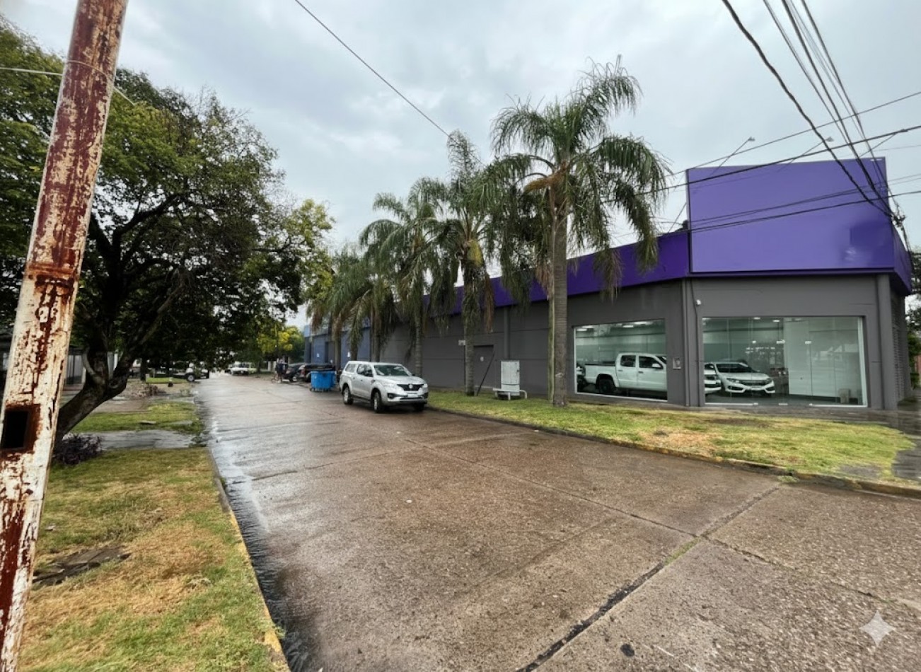 GALPON EN VENTA  ZONA AV DE LAS AMERICAS Y RACEDO