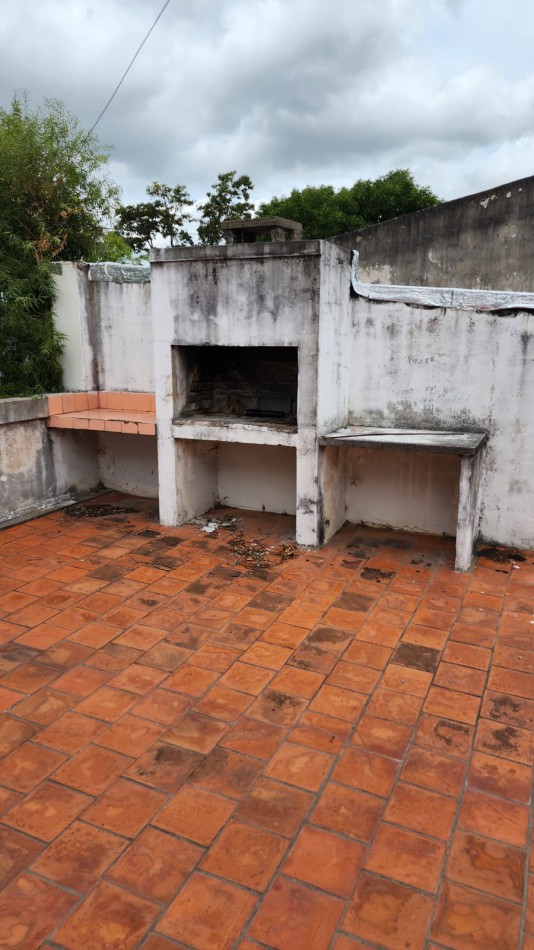  CASA EN VENTA  EN CALLE MENDOZA