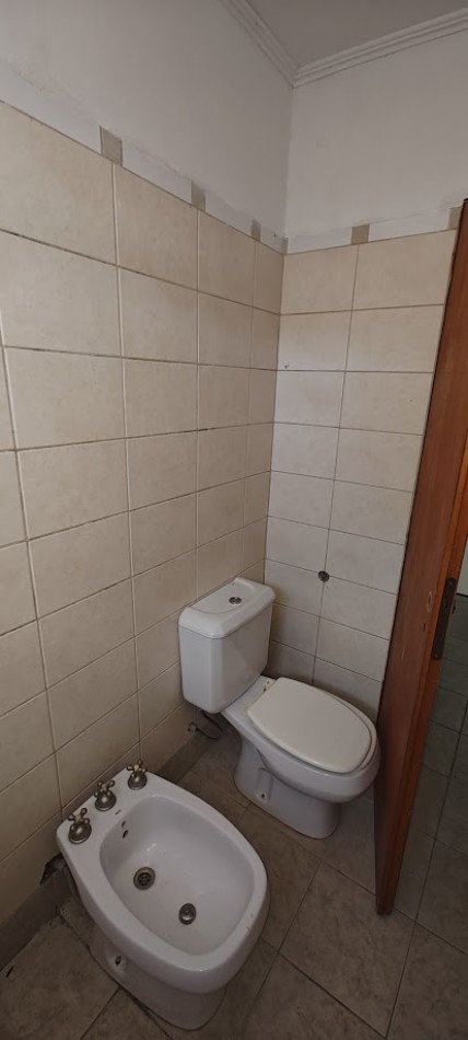 VENDO DUPLEX CALLE LAPRIDA AL 700 