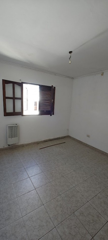 VENDO DUPLEX CALLE LAPRIDA AL 700 