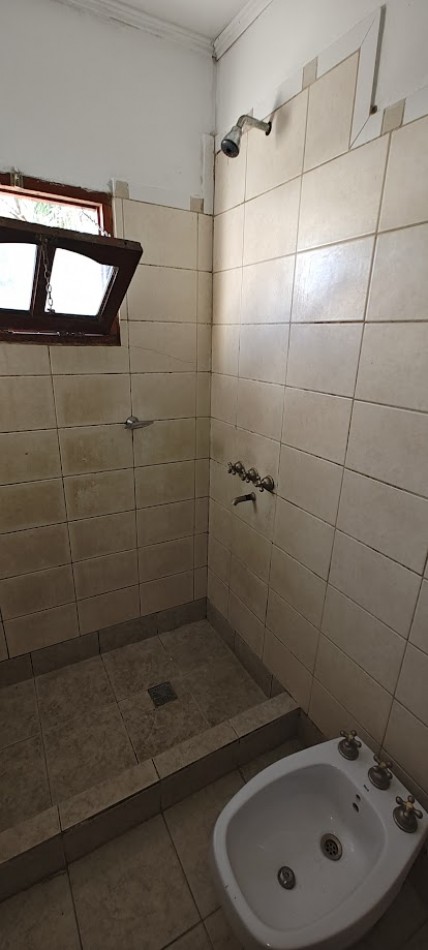 VENDO DUPLEX CALLE LAPRIDA AL 700 