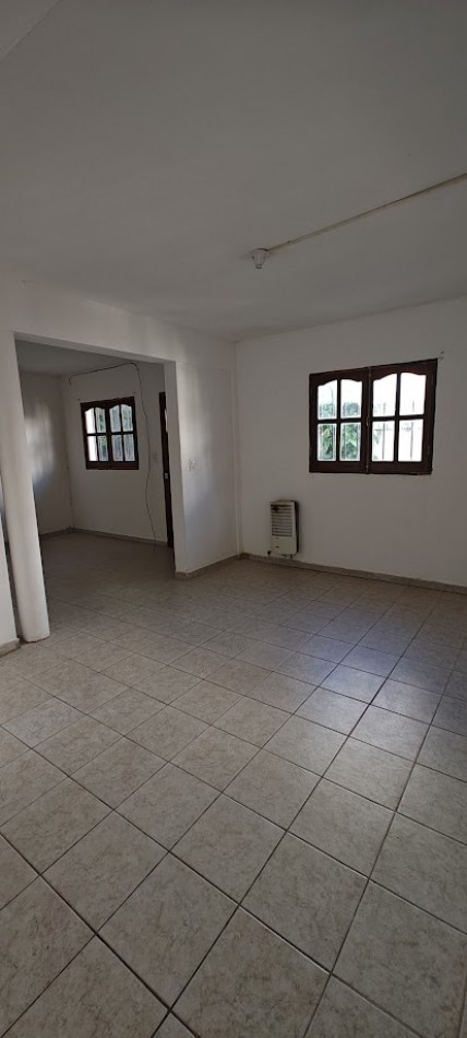 VENDO DUPLEX CALLE LAPRIDA AL 700 