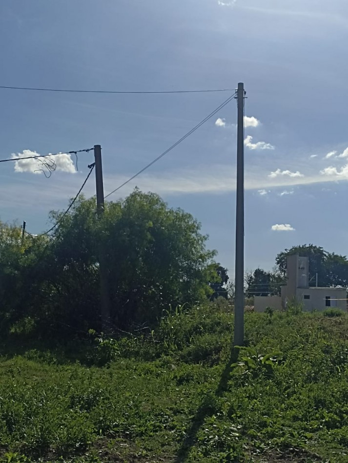 LOTE A LA VENTA EN CALLE JUAN B JUSTO Y GOBERNADOR PARERA IDEAL PARA LOTEO