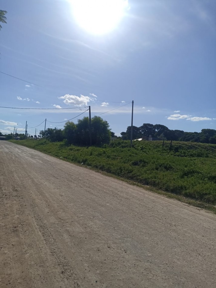 LOTE A LA VENTA EN CALLE JUAN B JUSTO Y GOBERNADOR PARERA IDEAL PARA LOTEO