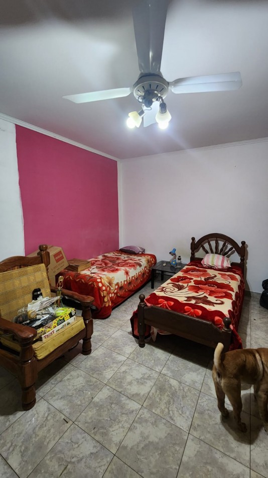 CASA A LA VENTA EN AVENIDA RAMIREZ CON QUINCHO Y PILETA 