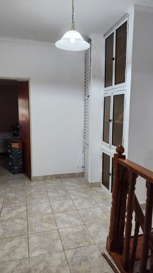 CASA A LA VENTA EN AVENIDA RAMIREZ CON QUINCHO Y PILETA 