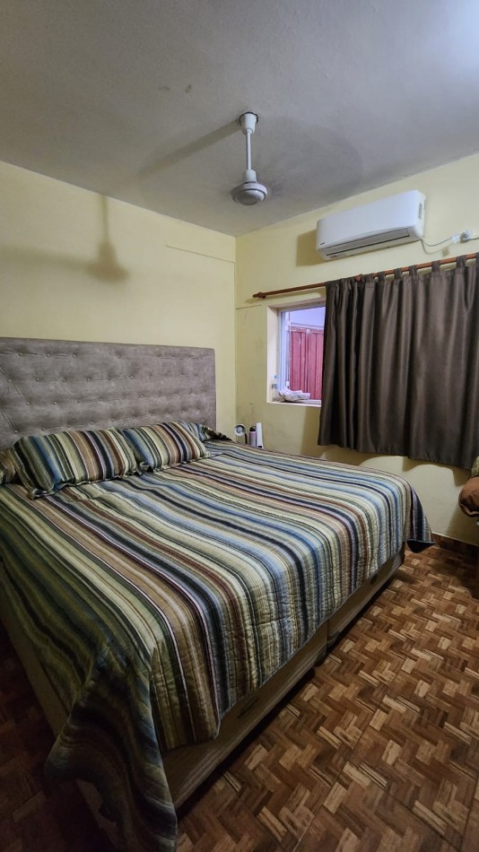 CASA A LA VENTA EN AVENIDA RAMIREZ CON QUINCHO Y PILETA 