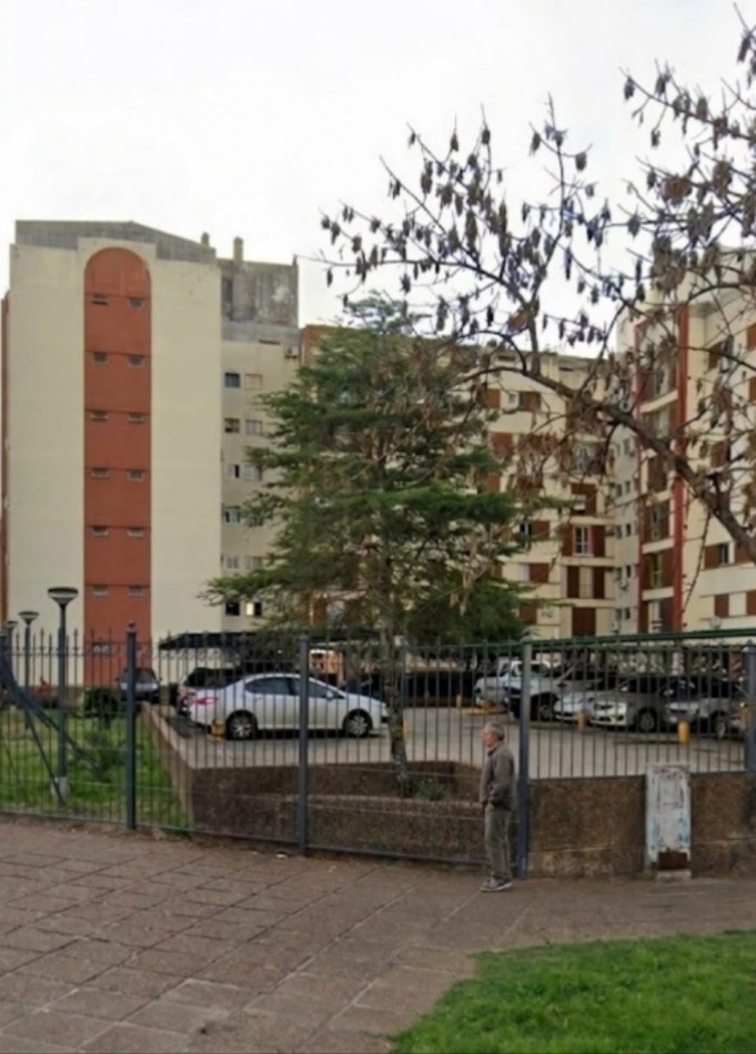 VENDO DEPARTAMENTO EN CALLE 25 DE MAYO