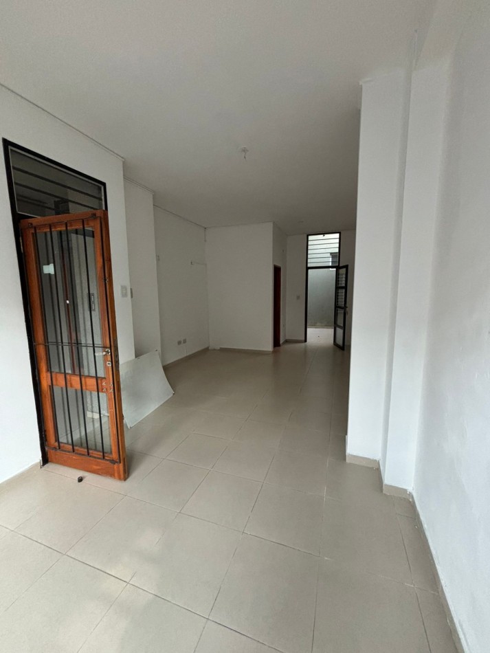  LOCAL EN VENTA EN CALLE CORRIENTES 324  