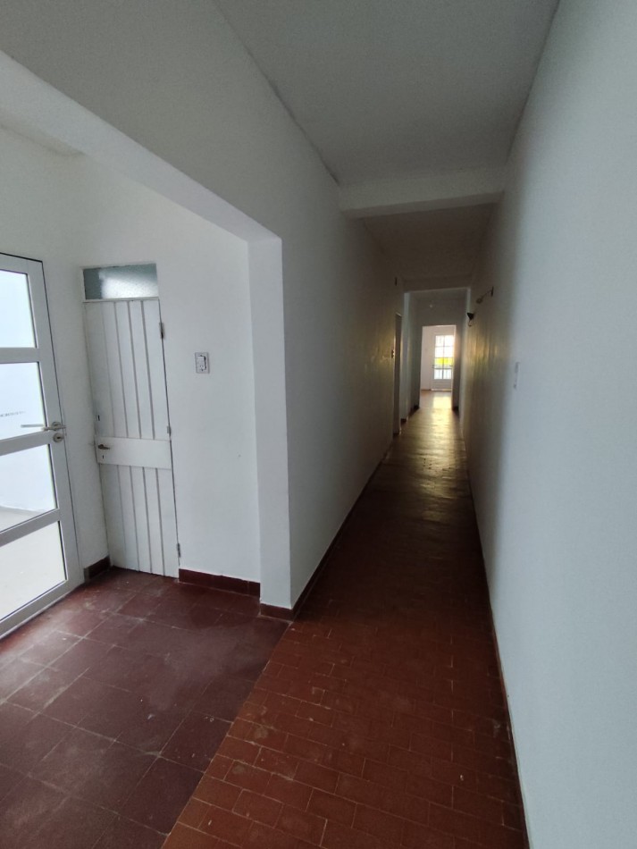 CASA EN ALQUILER EN CALLE TUCUMAN Y TEJEYRO MARTINEZ 