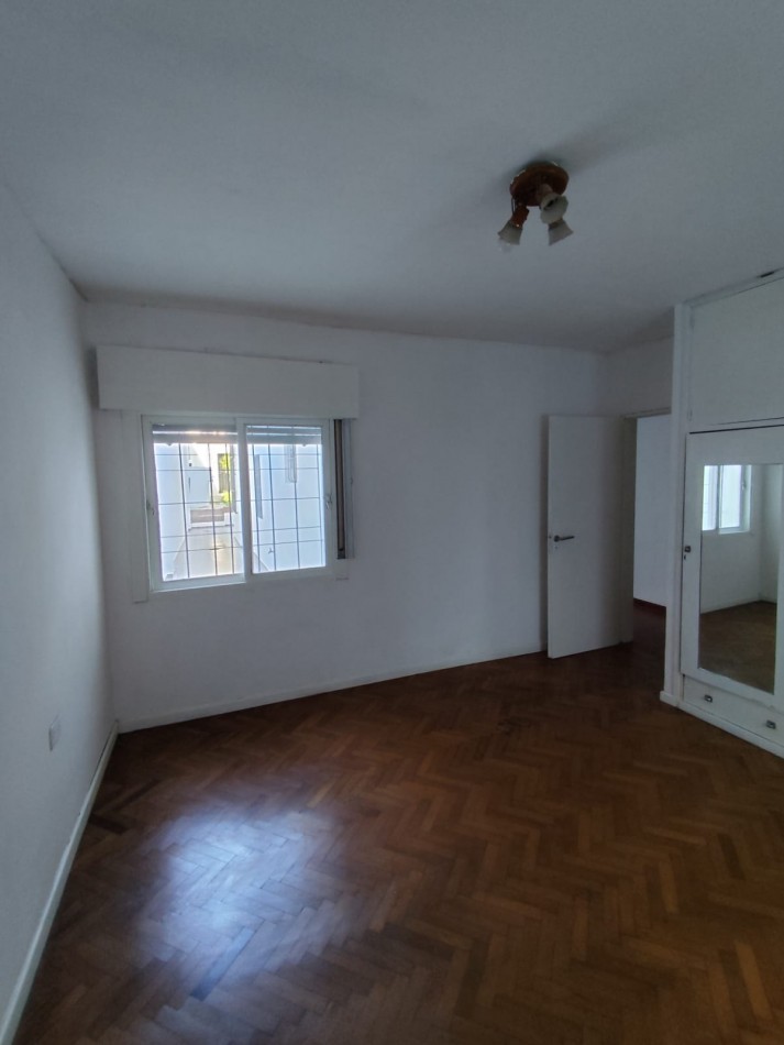 CASA EN ALQUILER EN CALLE TUCUMAN Y TEJEYRO MARTINEZ 