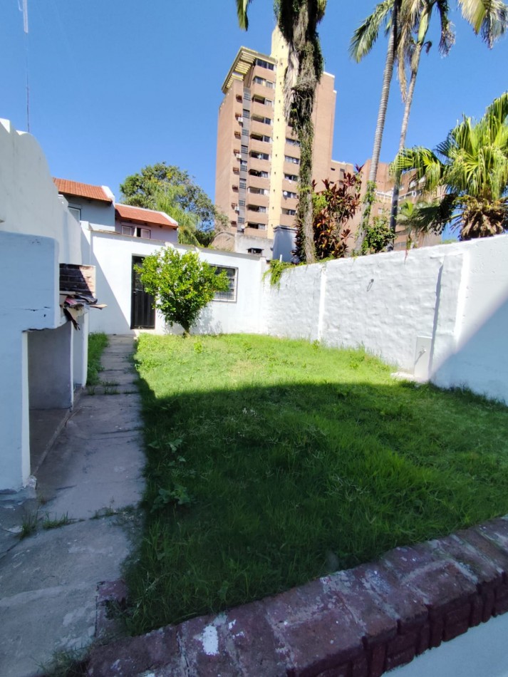 CASA EN ALQUILER EN CALLE TUCUMAN Y TEJEYRO MARTINEZ 