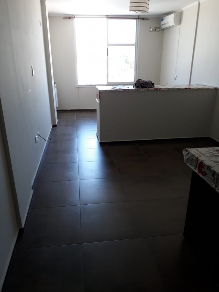 MONOAMBIENTE EN VENTA EN CALLE SAN MARTIN (oportunidad)