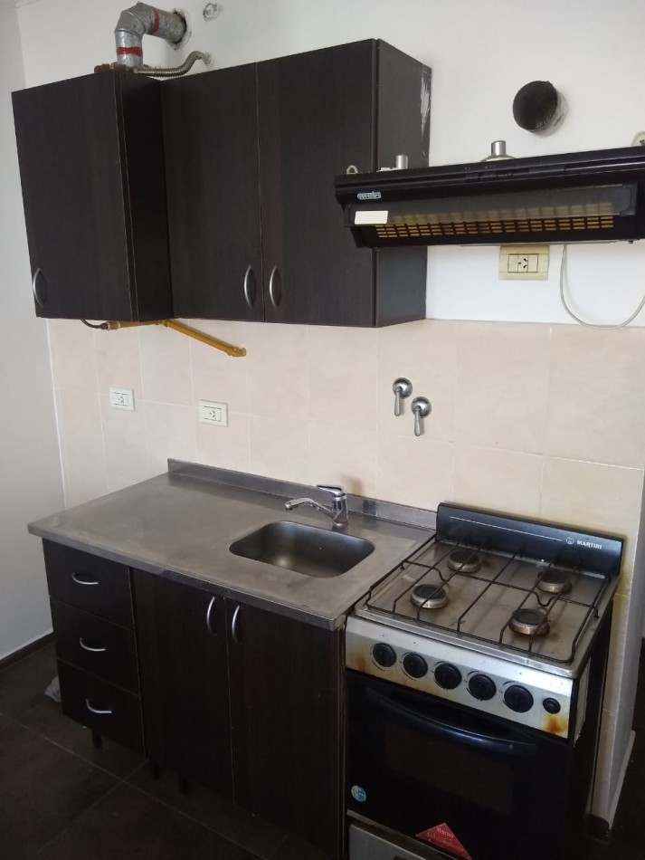 MONOAMBIENTE EN VENTA EN CALLE SAN MARTIN (oportunidad)