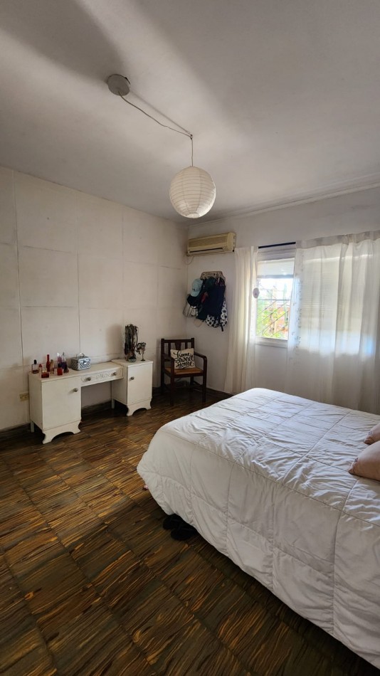 CASA A LA VENTA EN CALLE PASCUAL PALMA EN PLANTA