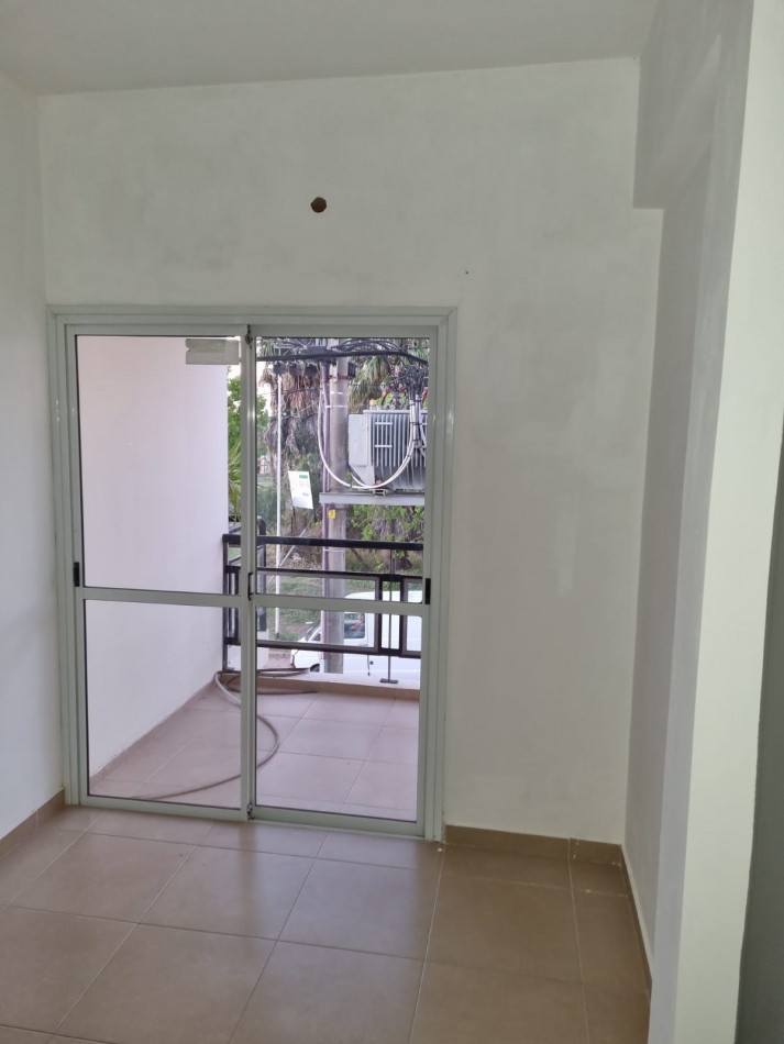 DEPARTAMENTO  EN ALQUILER EN CALLE FRANCIA Y BLAS PARERA