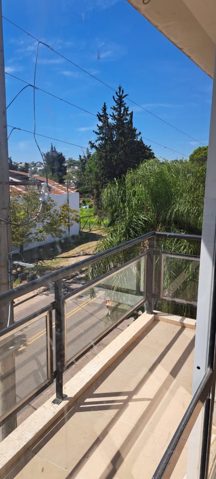 DEPARTAMENTO  EN ALQUILER EN CALLE FRANCIA Y BLAS PARERA