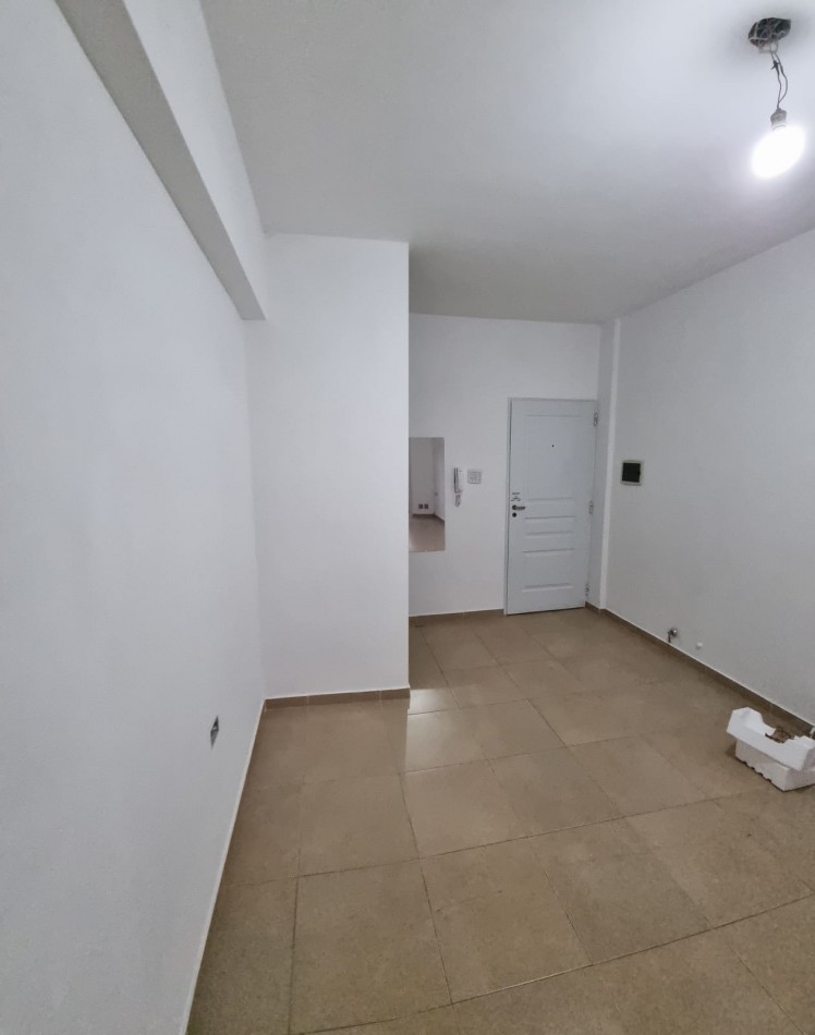 DEPARTAMENTO  EN ALQUILER EN CALLE FRANCIA Y BLAS PARERA