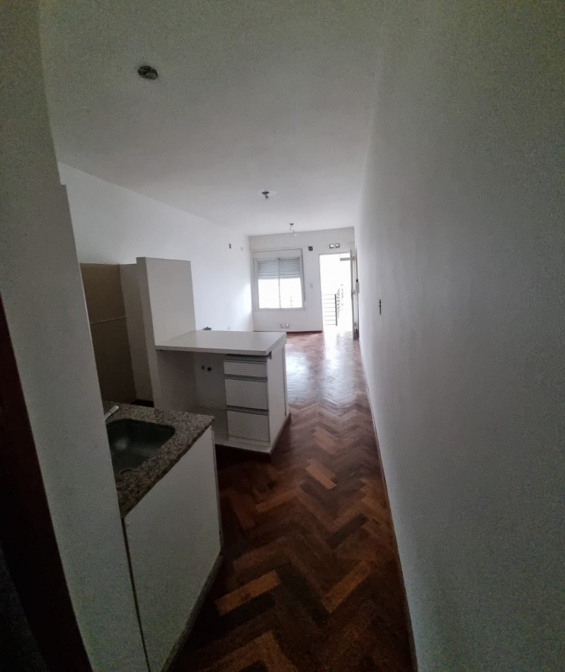 ALQUILO DEPARTAMENTO EN AVENIDA CHURRUARIN 