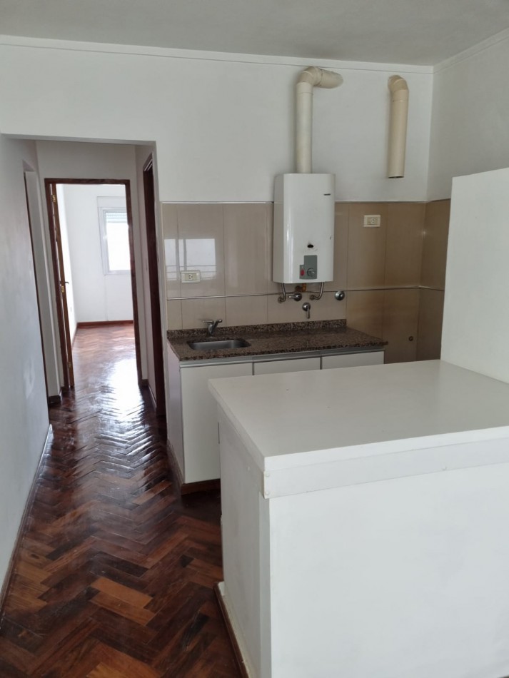 ALQUILO DEPARTAMENTO EN AVENIDA CHURRUARIN 