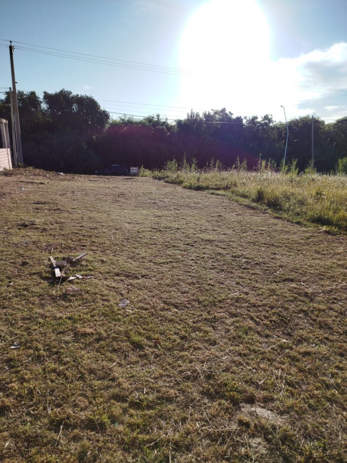 LOTE A LA VENTA EN AVENIDA EJERCITO BARRIO ALTOS DEL PARACAO  II
