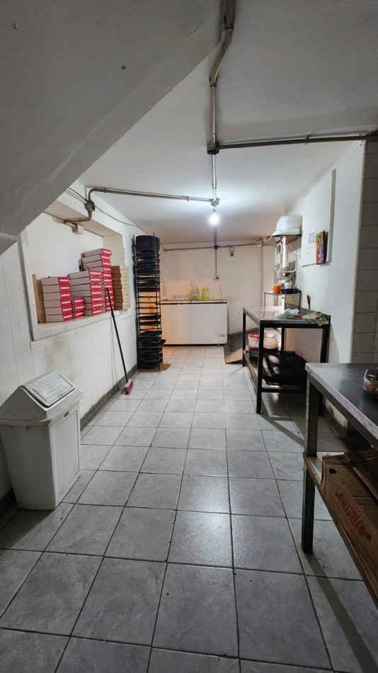Oportunidad Local Comercial Doble sobre Av. Almafuerte - Ideal Gastronomia e Inversion