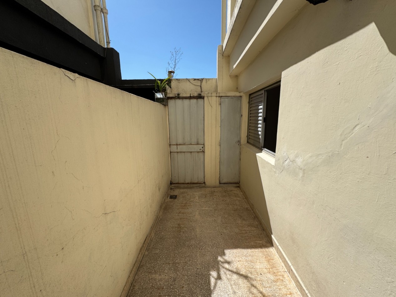 OFERTA !!! DEPARTAMENTO EN VENTA EN CALLE BAVIO (A reciclar)