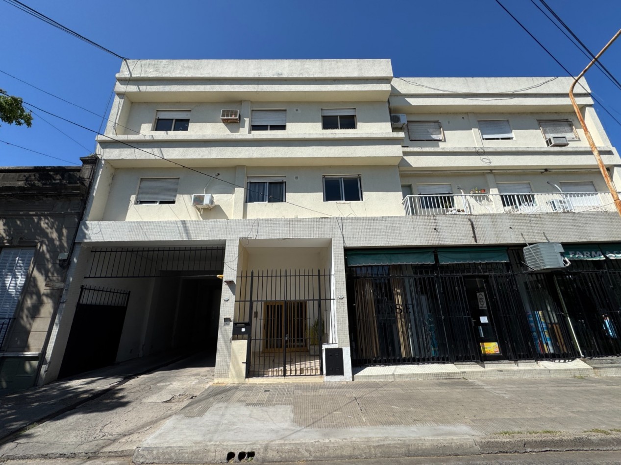 OFERTA !!! DEPARTAMENTO EN VENTA EN CALLE BAVIO (A reciclar)