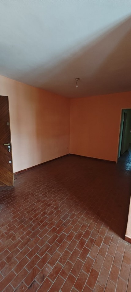 DEPARTAMENTO EN VENTA EN CALLE COURREGES 240