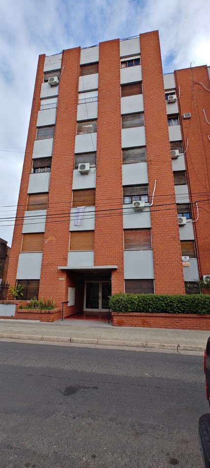 DEPARTAMENTO EN VENTA EN CALLE COURREGES 240