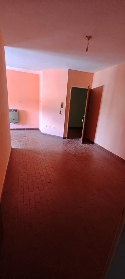DEPARTAMENTO EN VENTA EN CALLE COURREGES 240