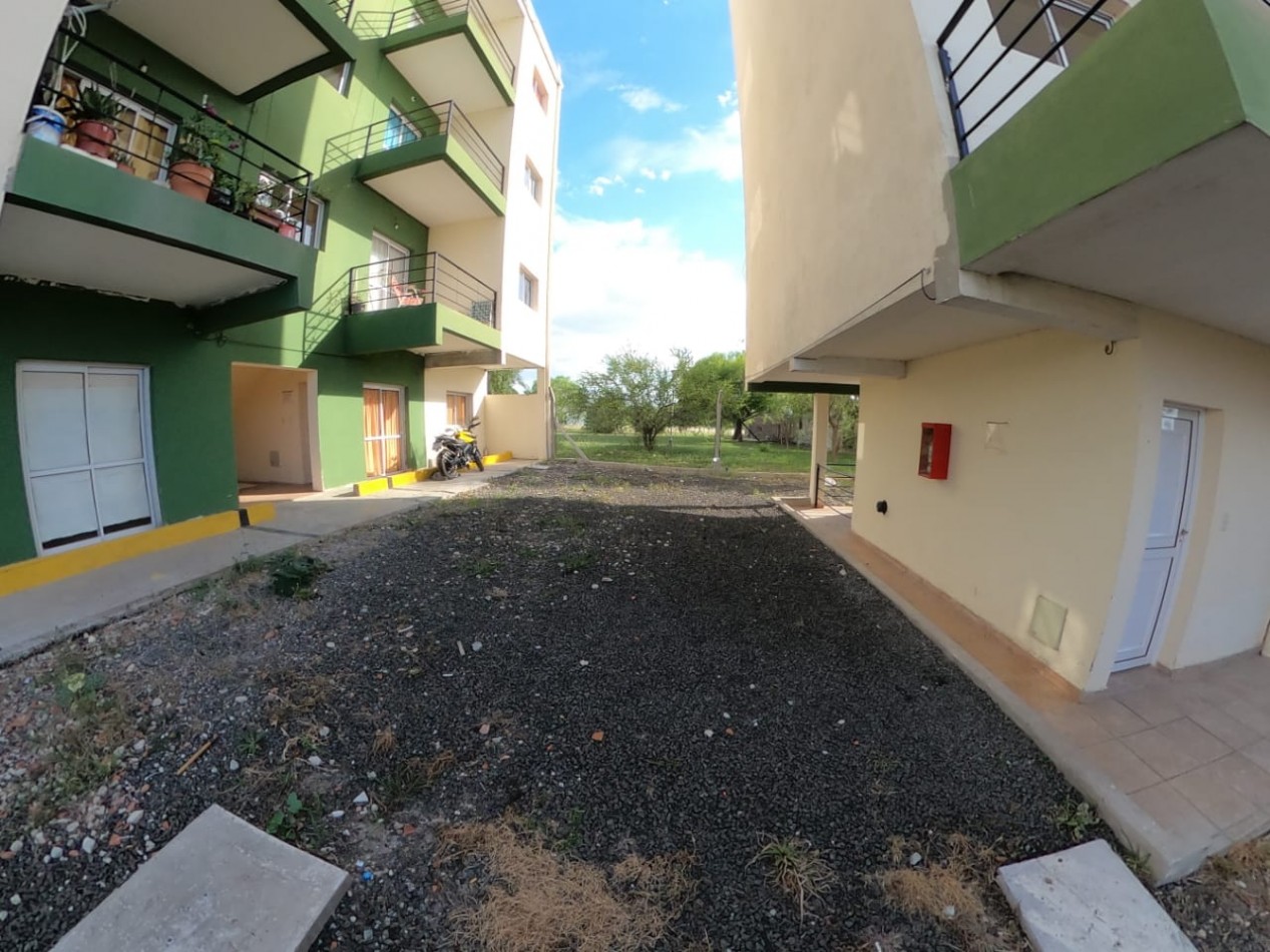 VENDO DEPTO EN LAS PALOMAS 260 PISO 1 , ORO VERDE