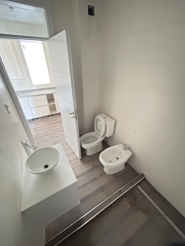DEPARTAMENTOS EN VENTA A ESTRENAR EN CALLE PRESIDENTE PERON 62