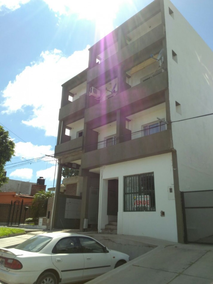 DEPARTAMENTO EN VENTA DE 1 DORMITORIO EN CALLE ARTIGAS 