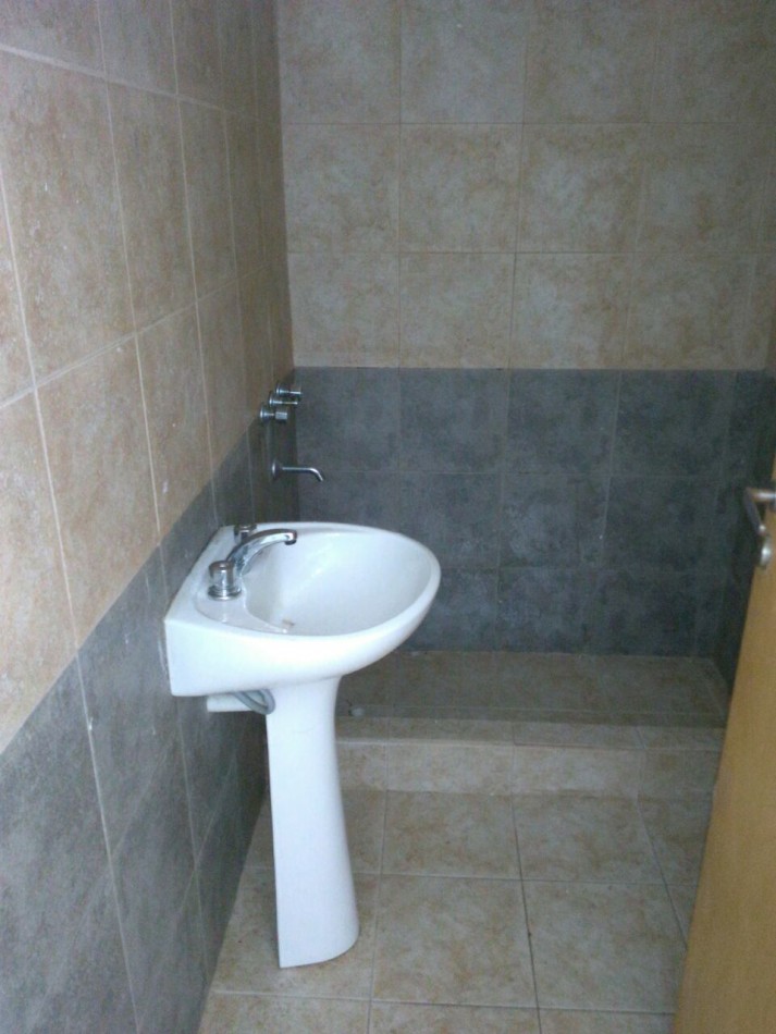 DEPARTAMENTO EN VENTA DE 1 DORMITORIO EN CALLE ARTIGAS 