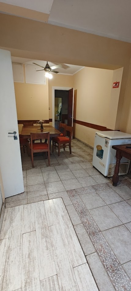 CASA EN VENTA HIPOLITO YRIGOYEN CASI URQUIZA