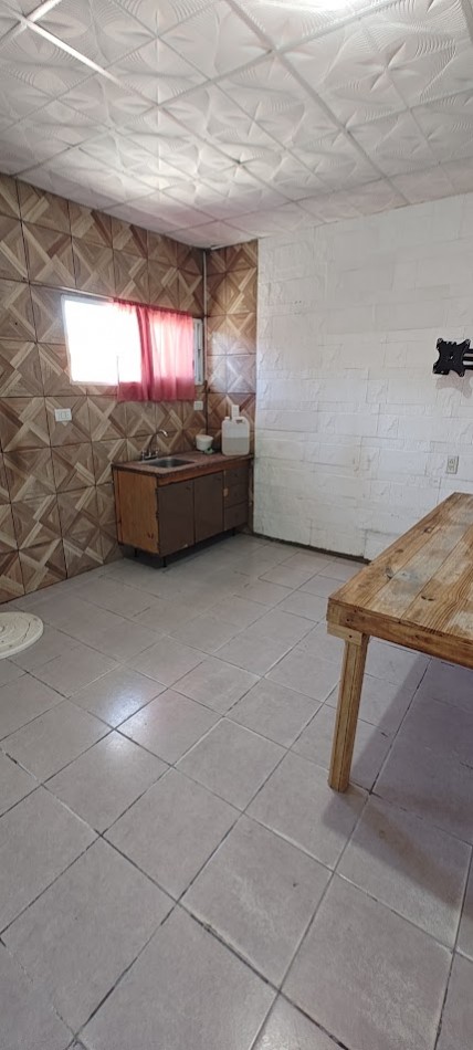 CASA EN VENTA CALLE CARLOS DOMINGO ALBERTO AL 3600