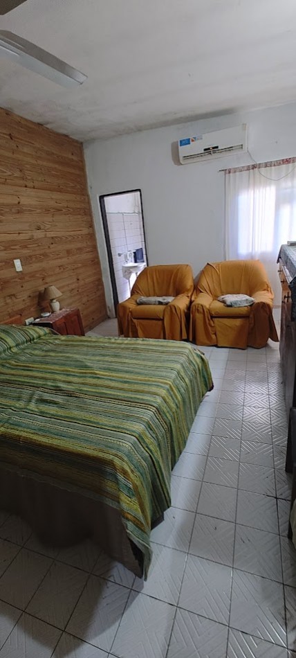 CASA EN VENTA CALLE CARLOS DOMINGO ALBERTO AL 3600