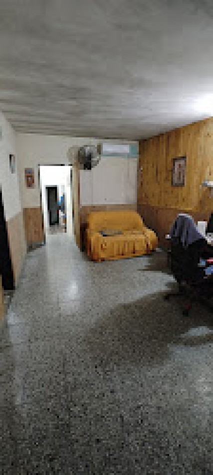 CASA EN VENTA CALLE CARLOS DOMINGO ALBERTO AL 3600