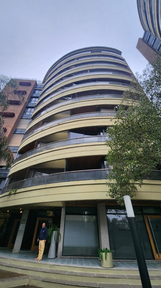 DEPARTAMENTO A LA VENTA EN CALLE CORDOBA DE DOS DORMITORIOS